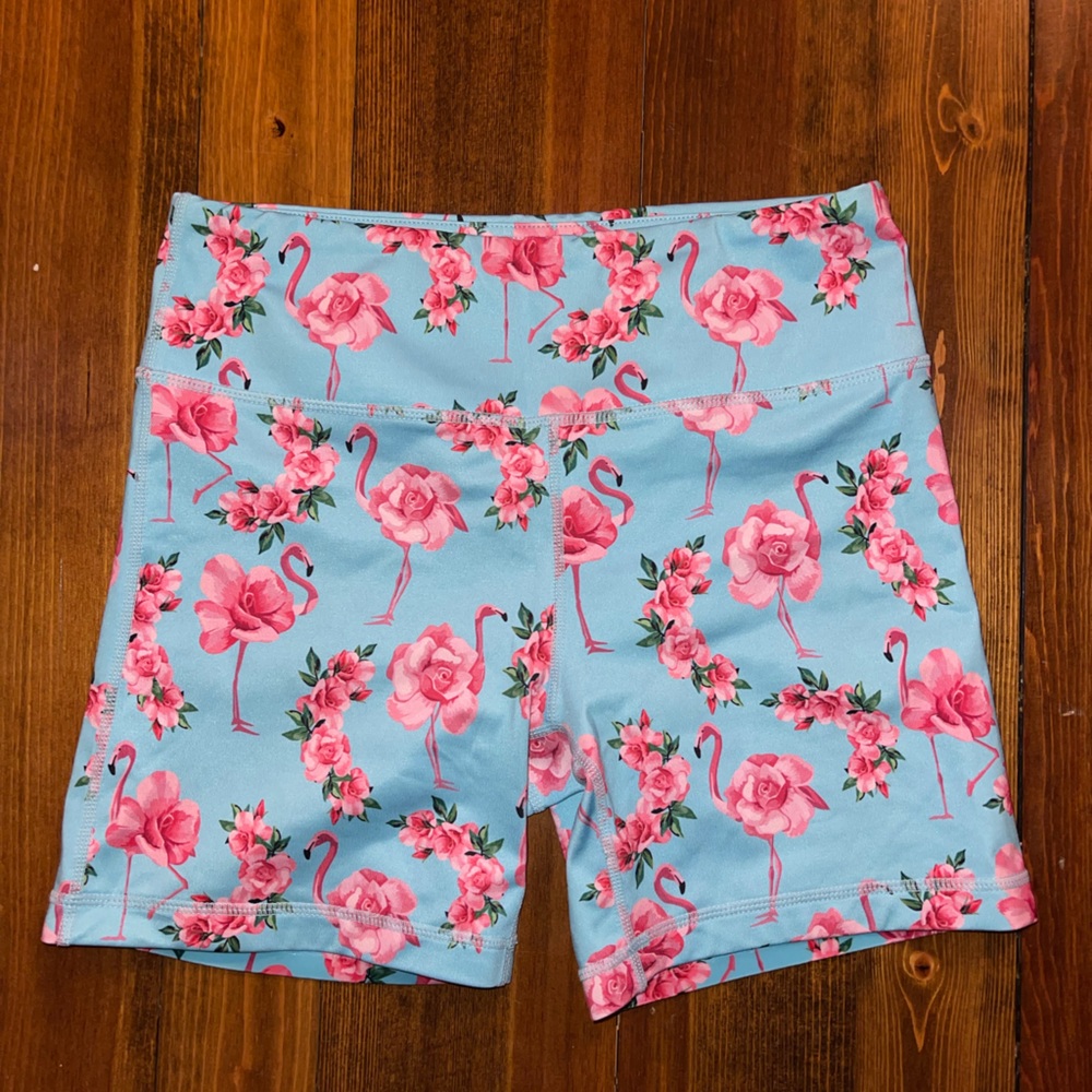 I am becoming flamingo print no ride shorts size medium